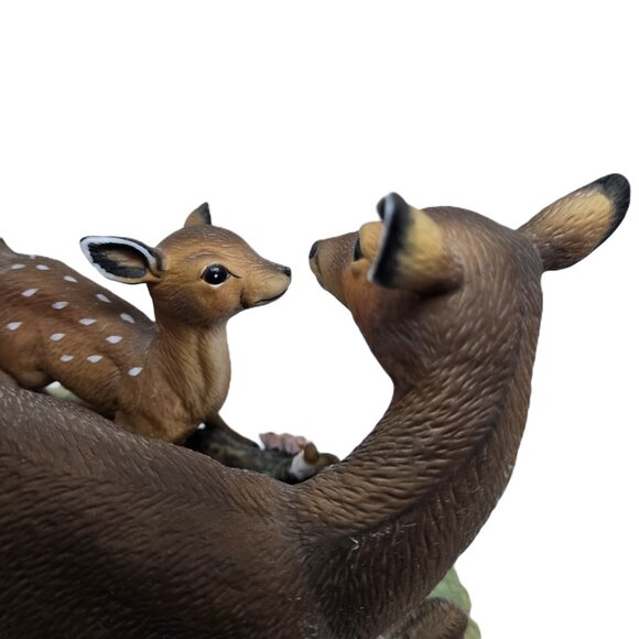 Homco Masterpiece Porcelain Mother Deer and Baby Figurine, Taiwan - Picture 8 of 11